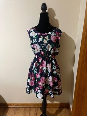 Navy Floral Sleeveless Elastic Waist Dress